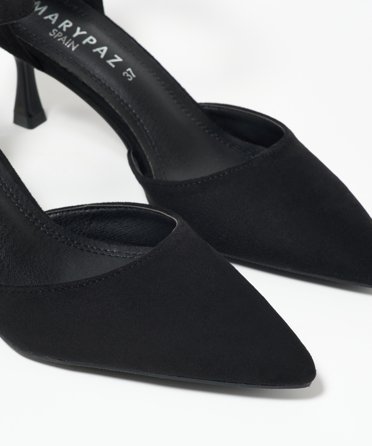 Sapato tacão fino de pulseira image number null